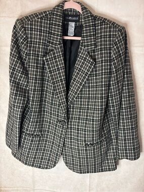 Sag Harbor Black and Cream Plaid Tailored Blazer